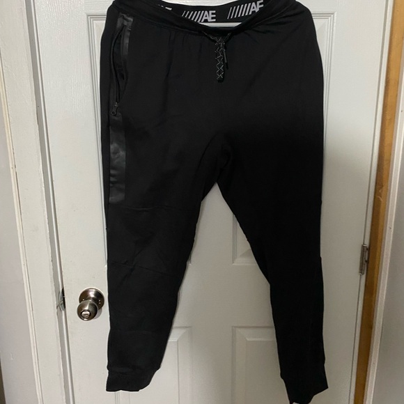 Black American eagle joggers - Picture 1 of 2